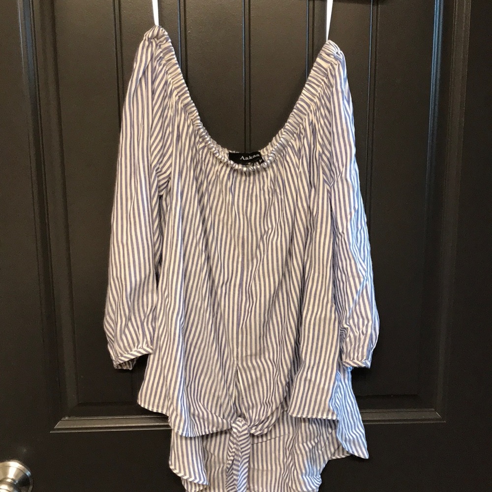 Off the shoulder knot top